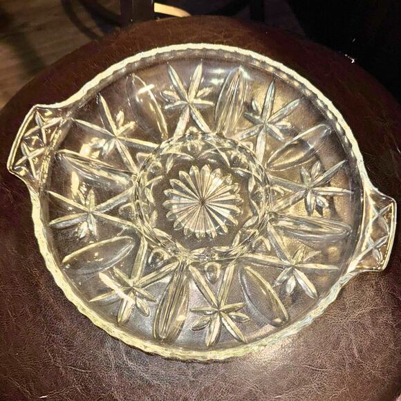 Vintage Clear Pressed Glass Relish Dish – Starburst Divided Tray, Mid-Century - Picture 9 of 10